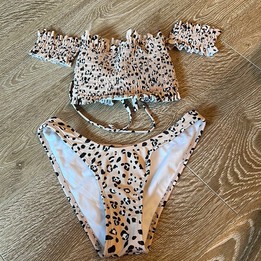 Cheetah bikini